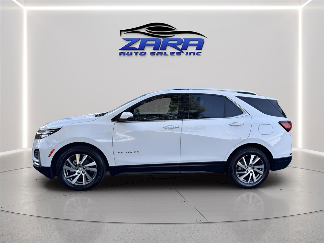 Used 2022 Chevrolet Equinox Premier image 3