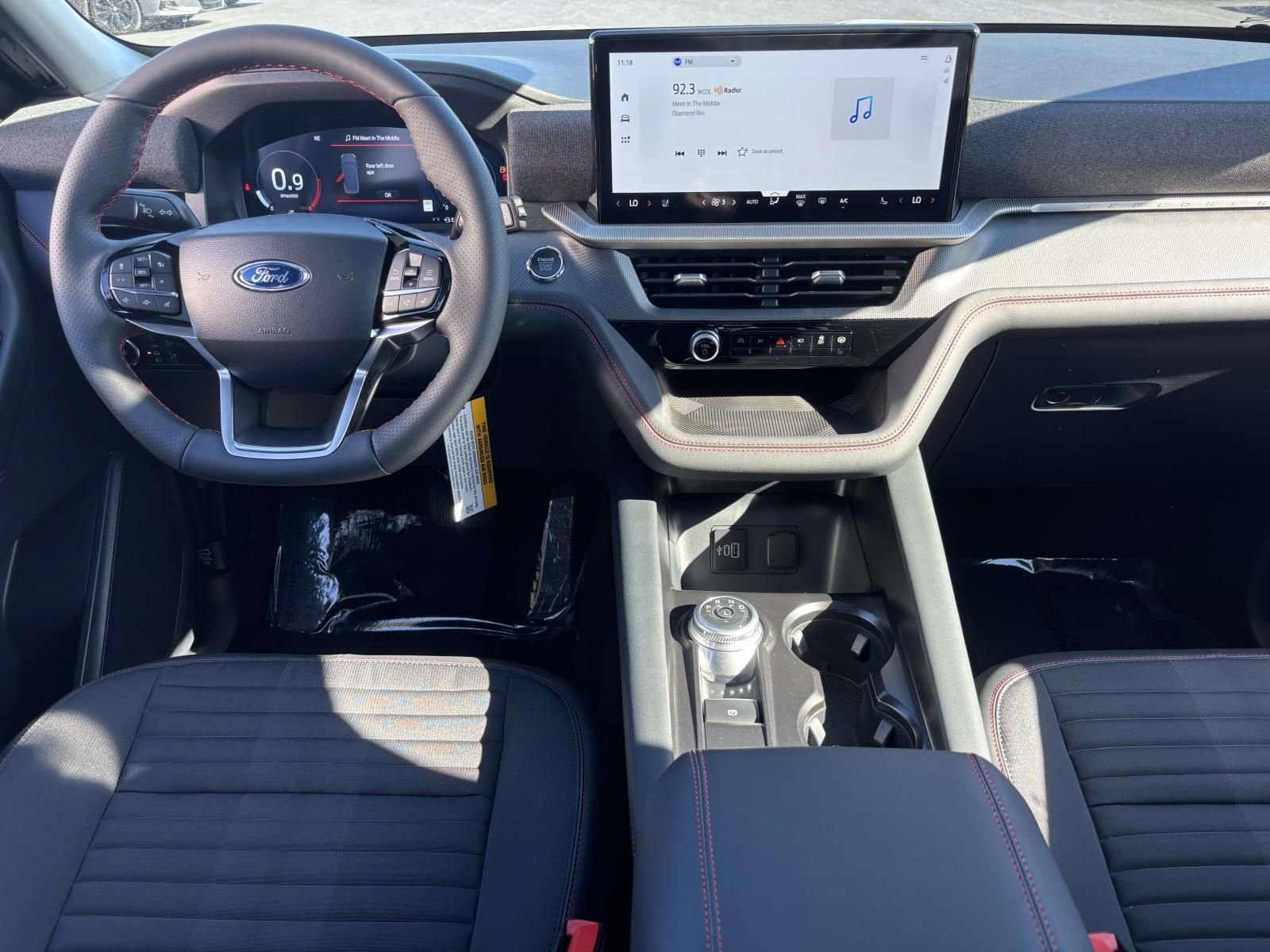 New 2026 Ford Explorer ST-Line w/ ST-Line Street Pack image 29