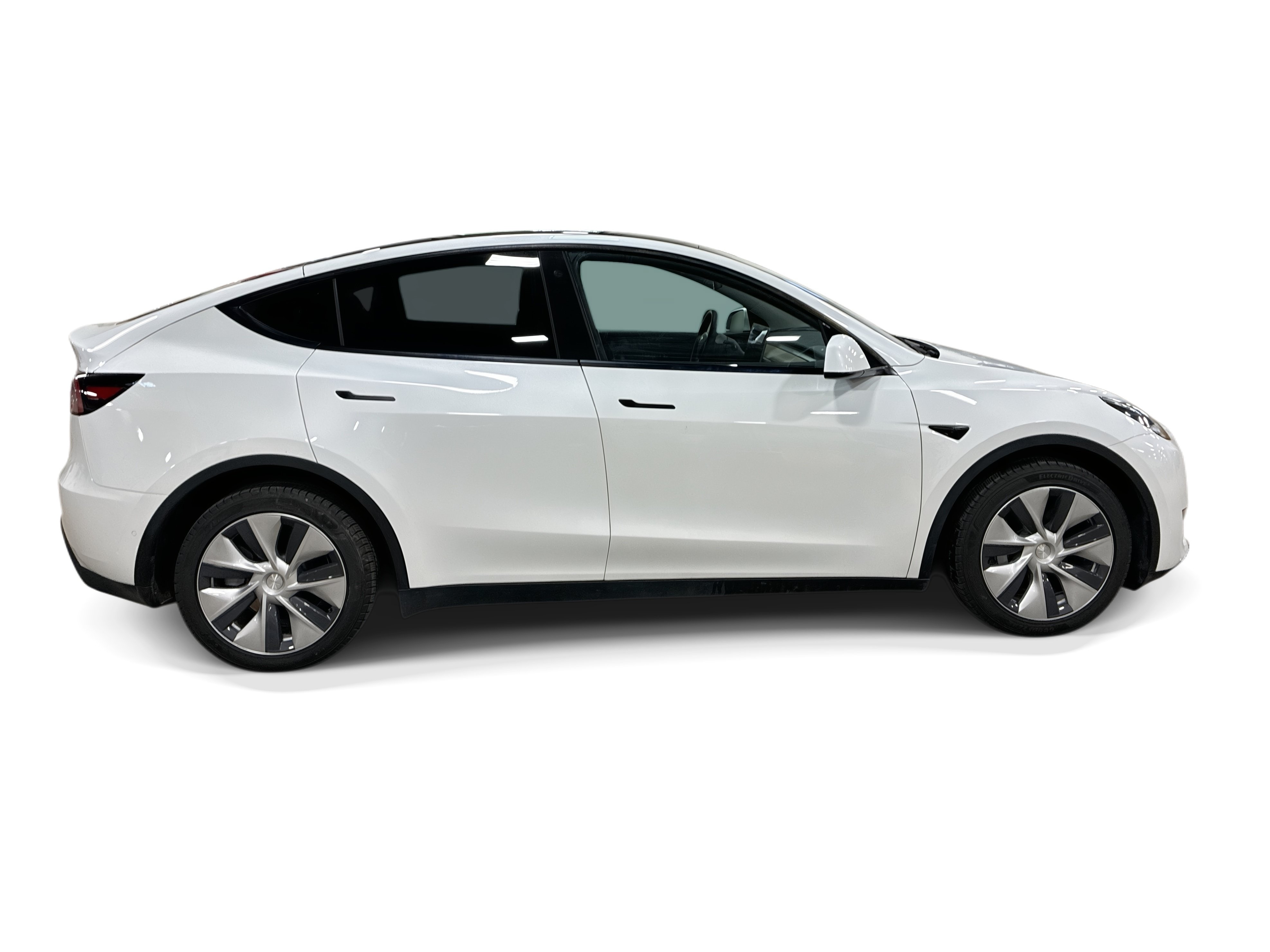 Certified 2022 Tesla Model Y Long Range AWD/4WD image 7