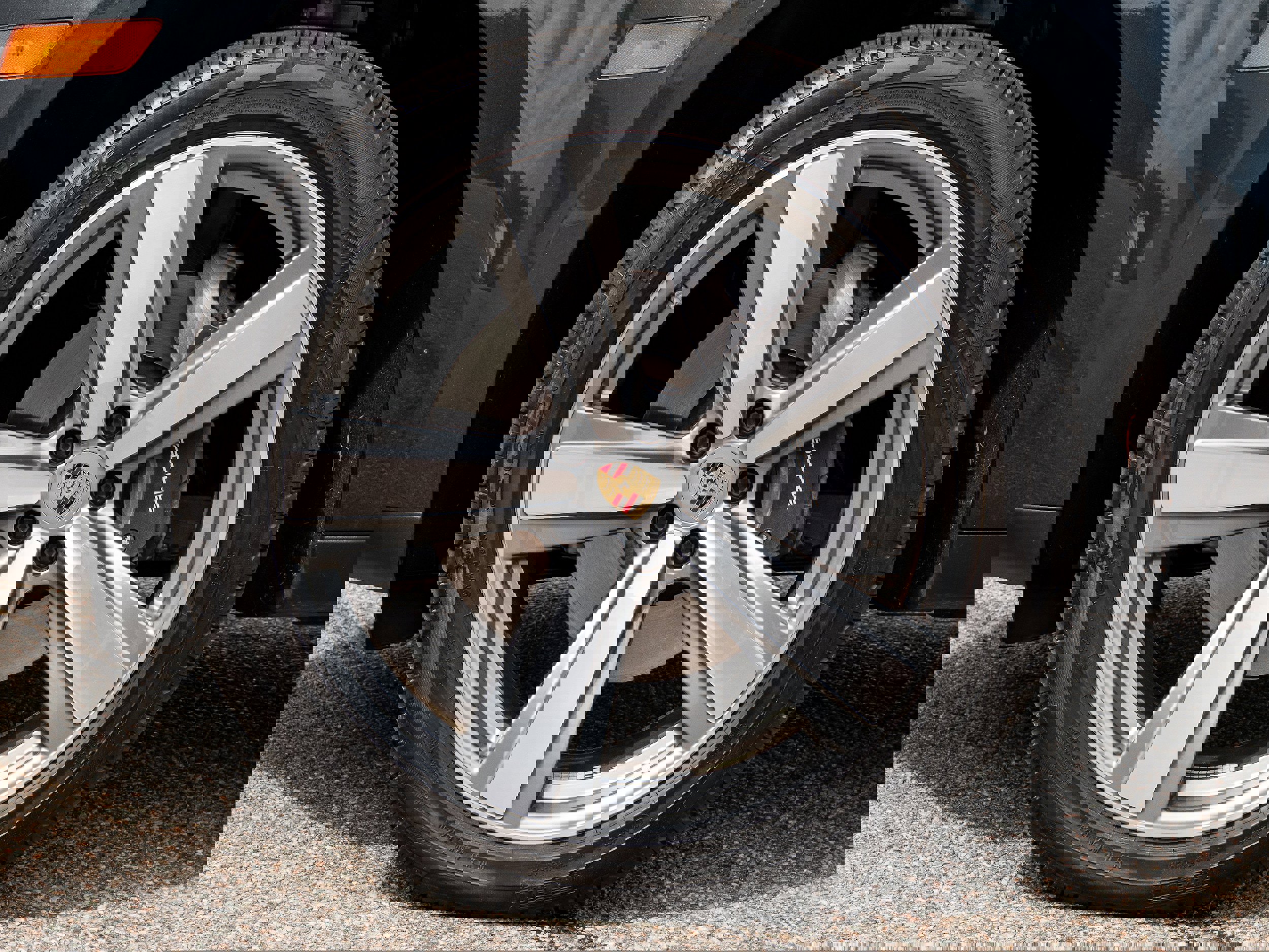 Used 2024 Porsche Macan image 19