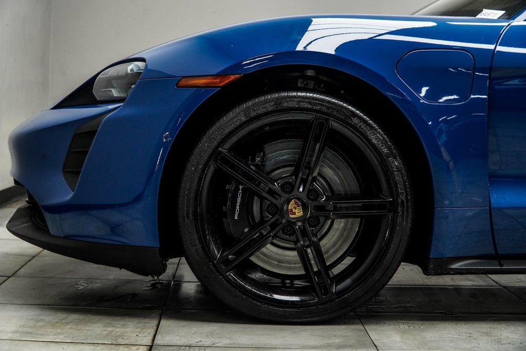 Used 2022 Porsche Taycan GTS w/ Premium Package (P6U) image 14