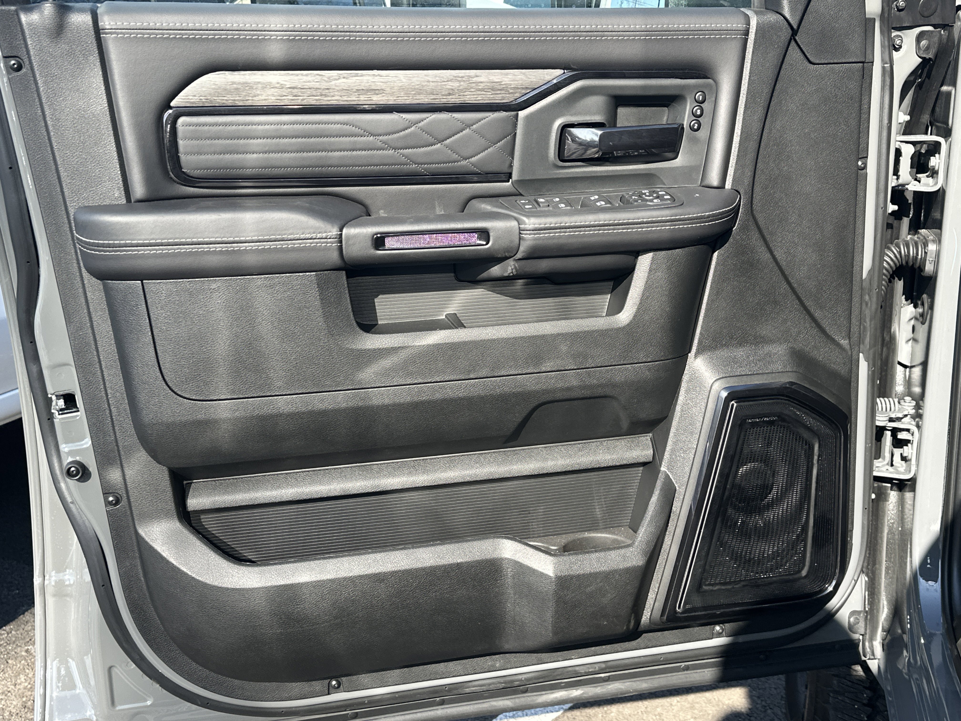 New 2026 RAM 2500 Limited image 27