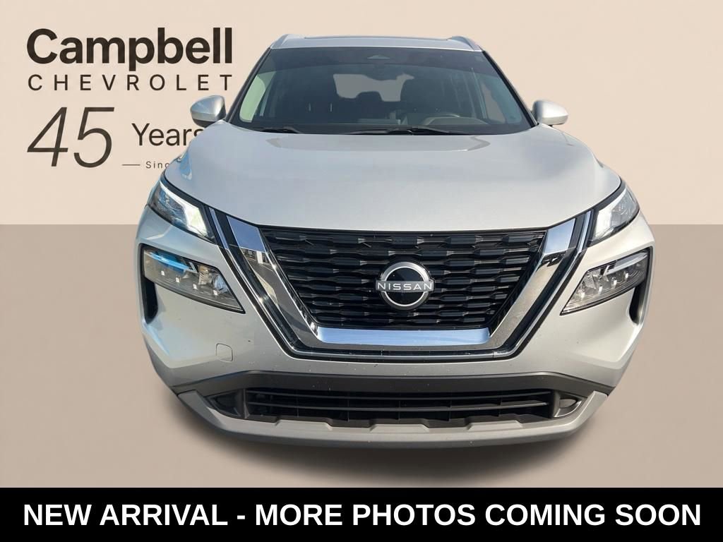 Used 2023 Nissan Rogue SV w/ SV Premium B Package FWD image 8