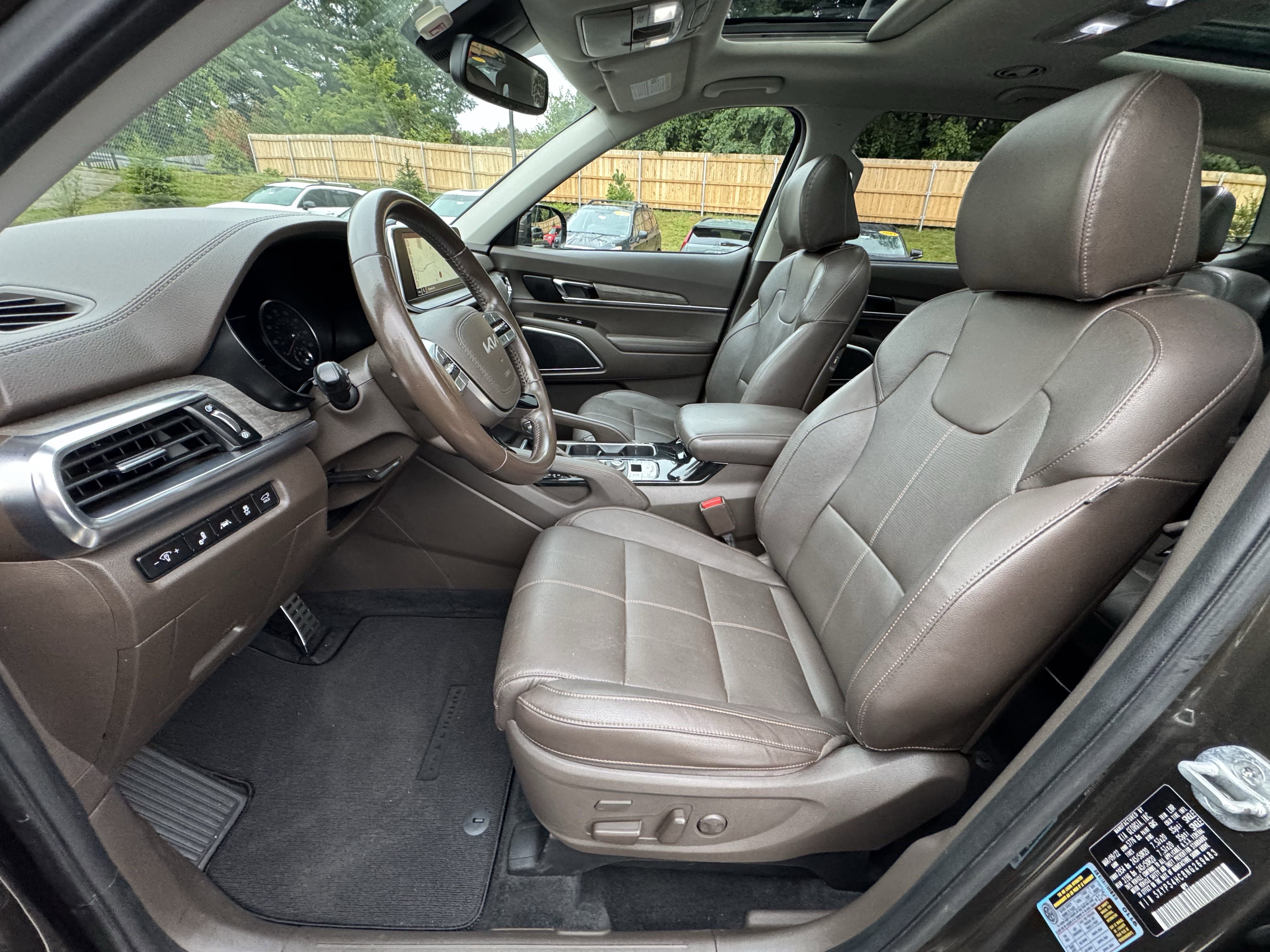 Used 2022 Kia Telluride SX image 19