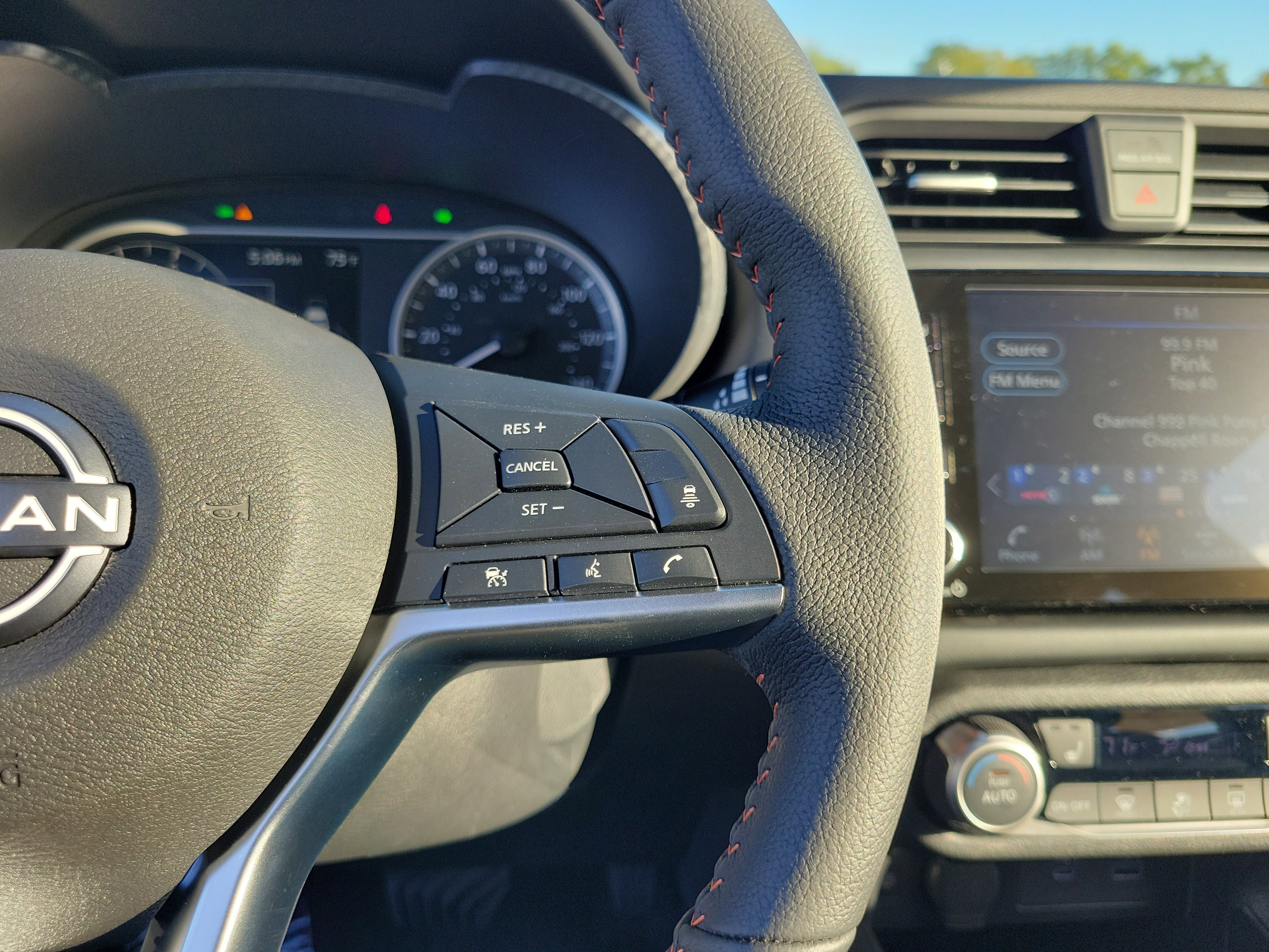 Used 2025 Nissan Versa SR w/ Trunk Package image 23