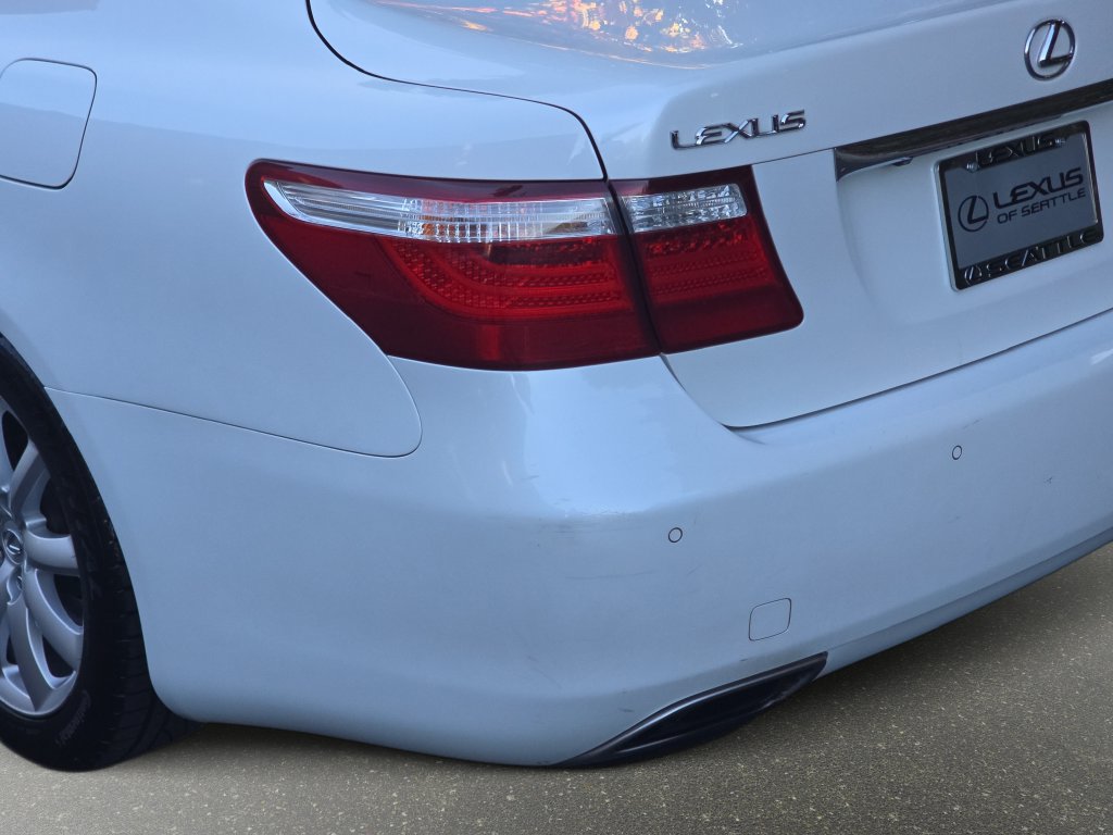 Used 2008 Lexus LS 460 RWD image 38