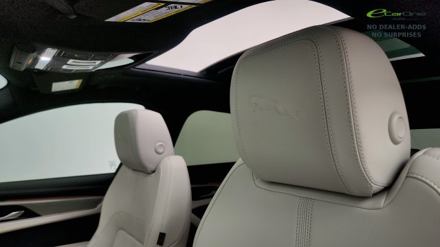 Used 2025 Jaguar F-PACE R-Dynamic S AWD/4WD image 53