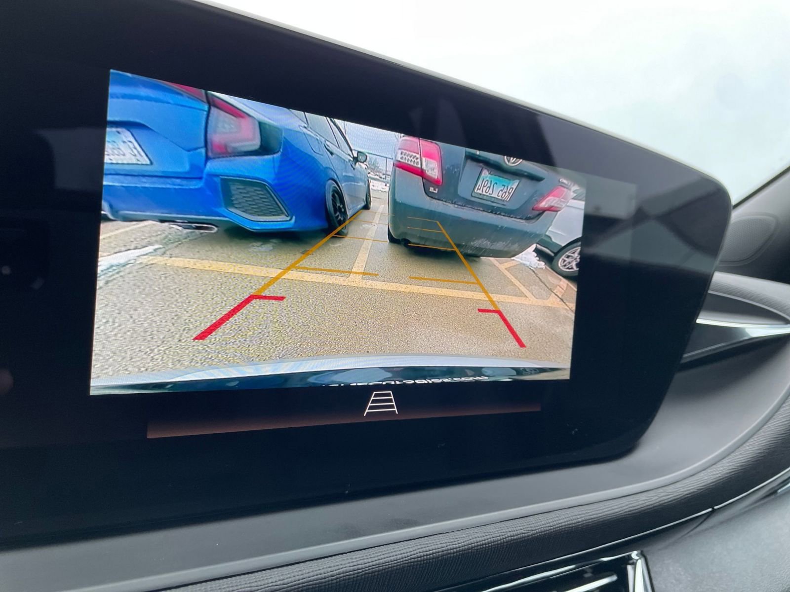 Used 2025 Buick Envista Sport Touring image 17