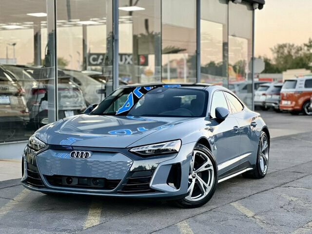 Used 2023 Audi e-tron GT Premium Plus AWD/4WD image 38