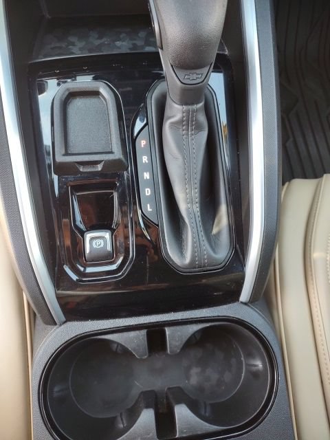 Used 2023 Chevrolet Colorado W/T w/ Safety Package RWD image 16