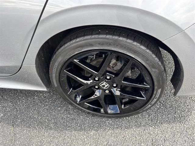 Used 2022 Honda Civic Sport image 11