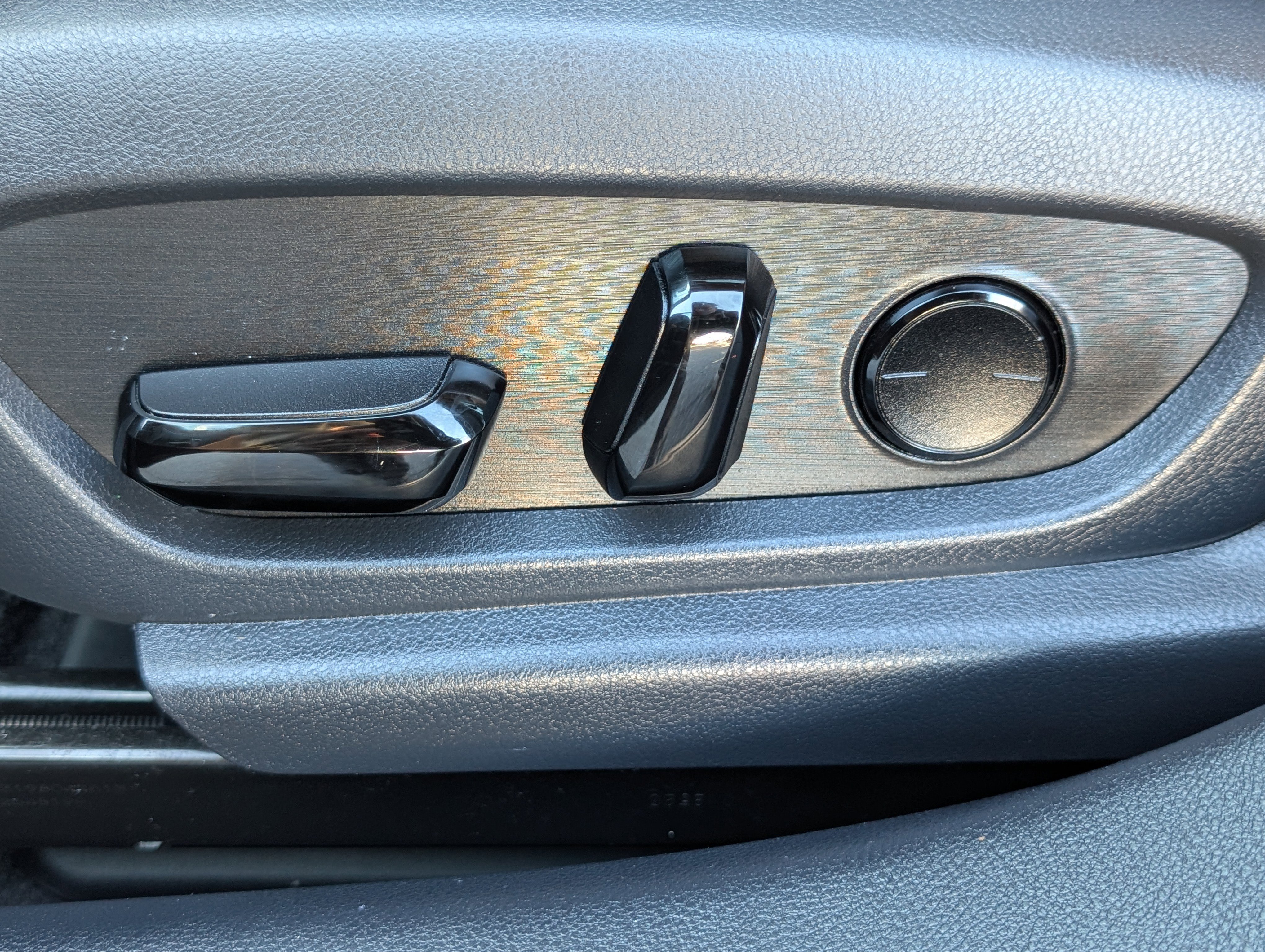 Certified 2024 Lexus ES 350 w/ Premium Package image 21