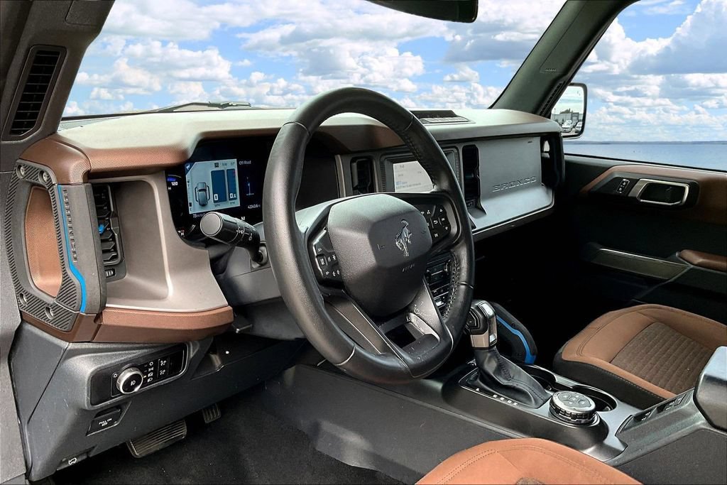 Used 2023 Ford Bronco Outer Banks AWD/4WD image 19