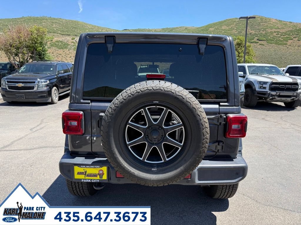 Used 2020 Jeep Wrangler Unlimited Sahara AWD/4WD image 5