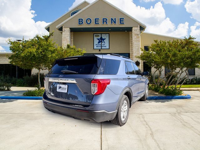 Used 2021 Ford Explorer XLT image 5