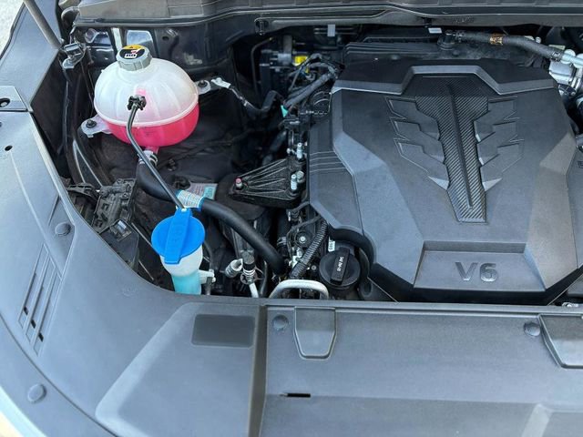 Used 2023 Kia Carnival LX image 43