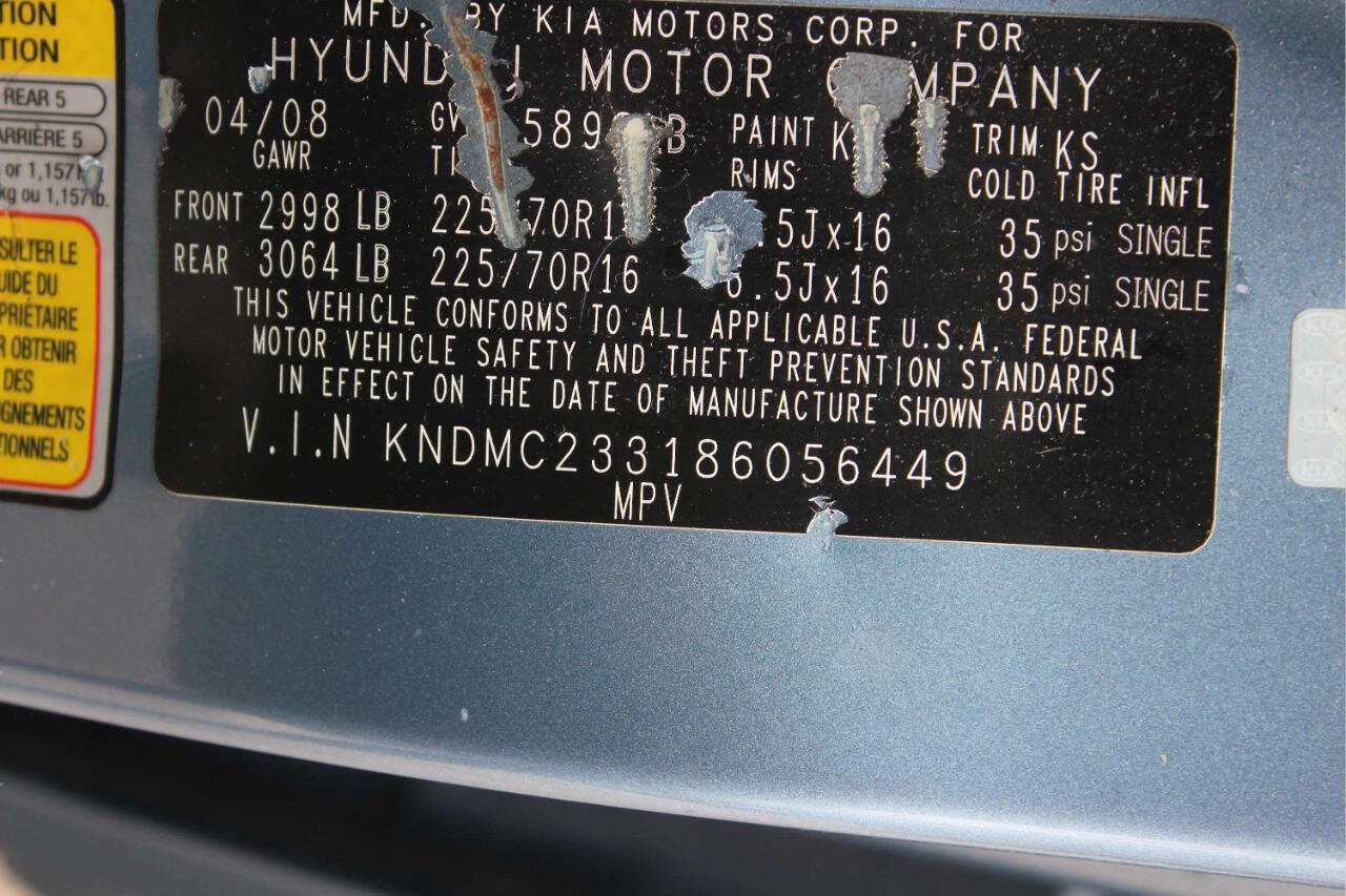 Used 2008 Hyundai Entourage GLS FWD image 10