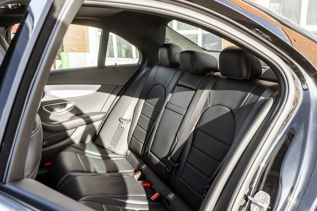 Used 2018 Mercedes-Benz C 300 4MATIC Sedan image 31