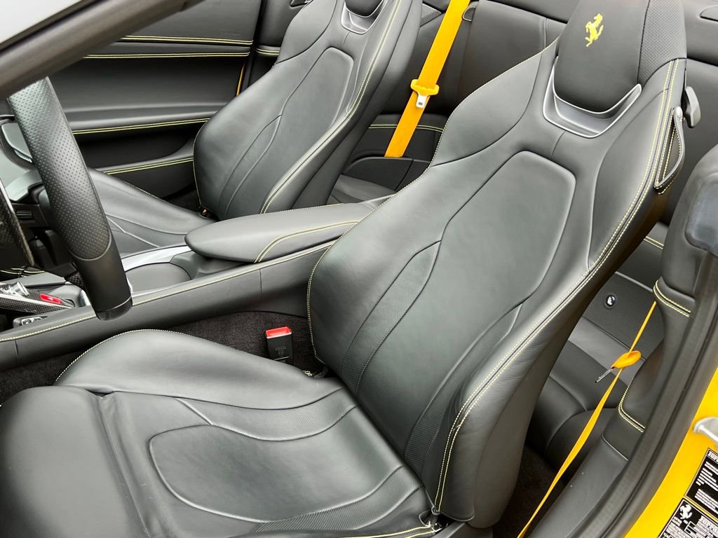 Used 2022 Ferrari Portofino M RWD image 20