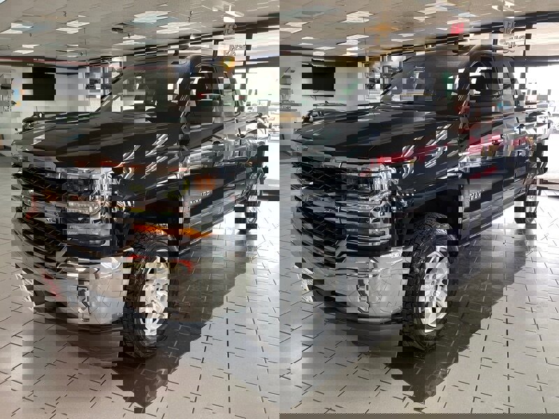 Used 2018 Chevrolet Silverado 1500 LT w/ All Star Edition