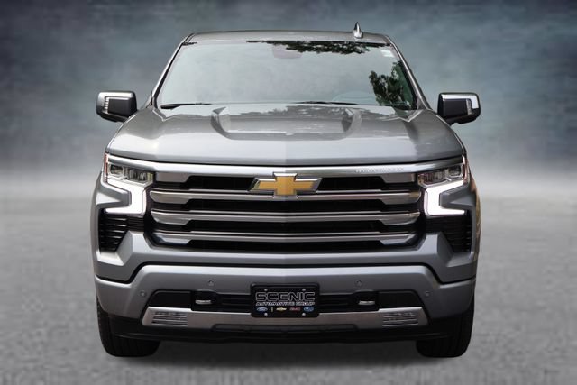 Used 2025 Chevrolet Silverado 1500 High Country w/ High Country Premium Package AWD/4WD image 29