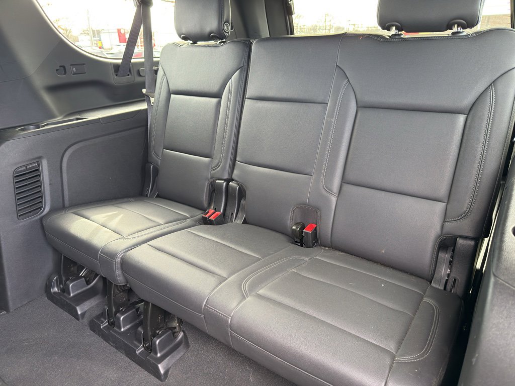 Used 2024 Chevrolet Suburban LT image 26