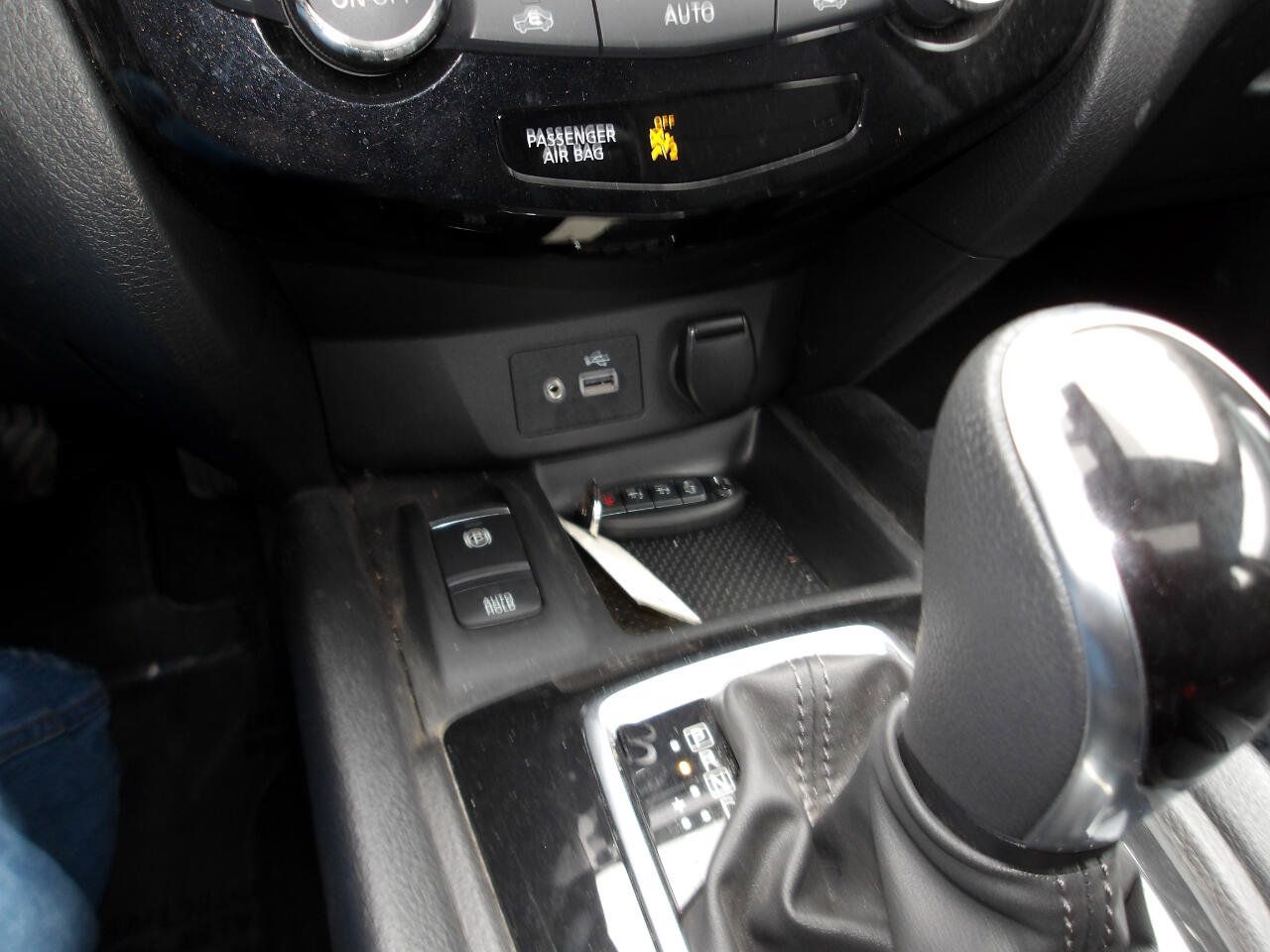 Used 2022 Nissan Rogue Sport SL w/ Premium Package image 21