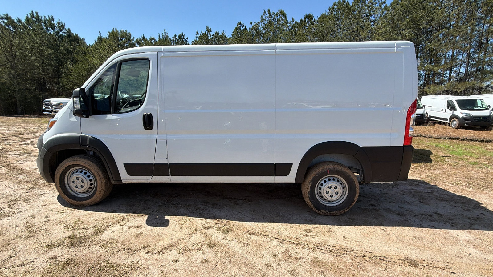 New 2026 RAM ProMaster 2500 w/ Convenience Group image 11