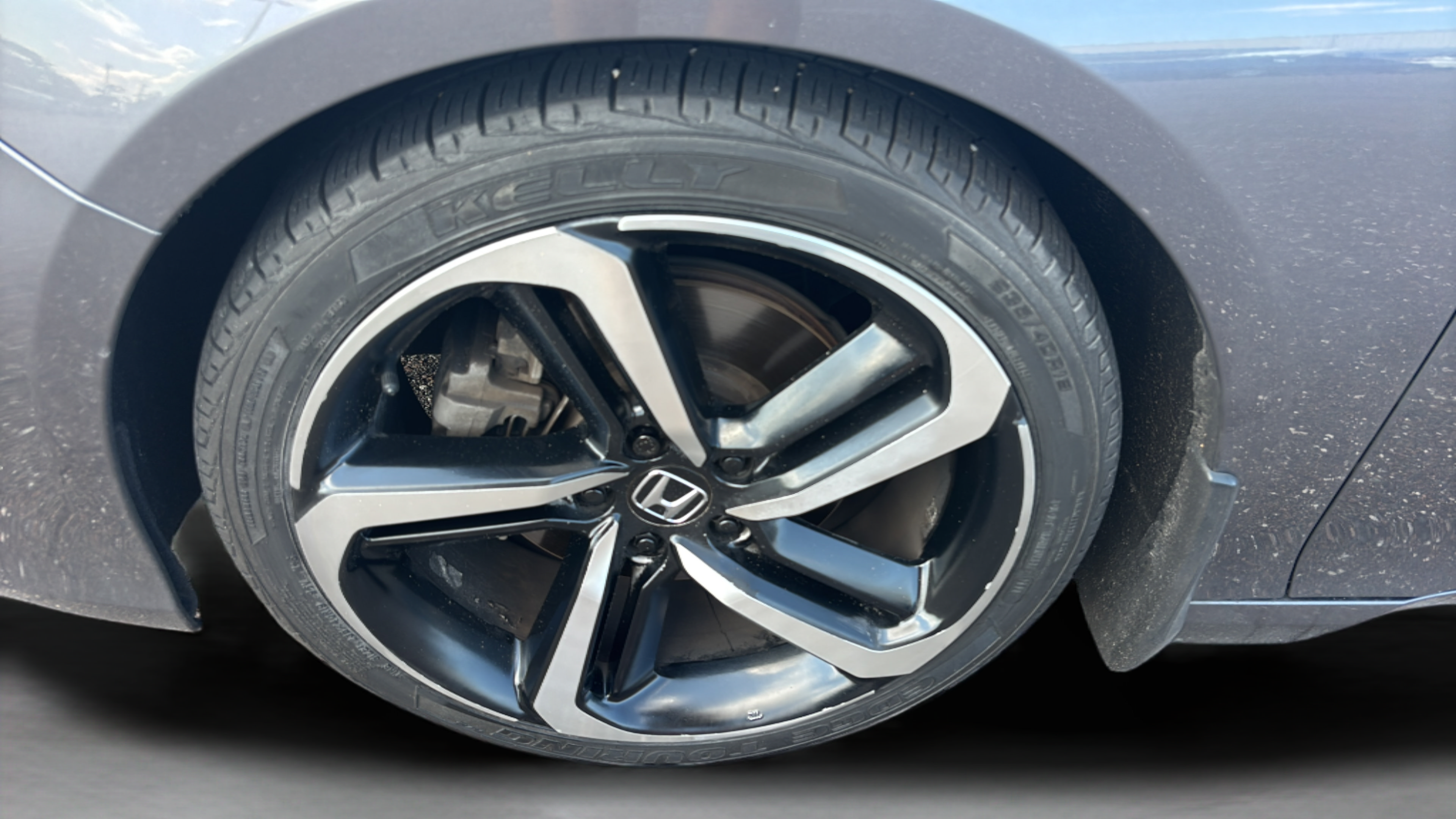 Used 2018 Honda Accord Sport image 29