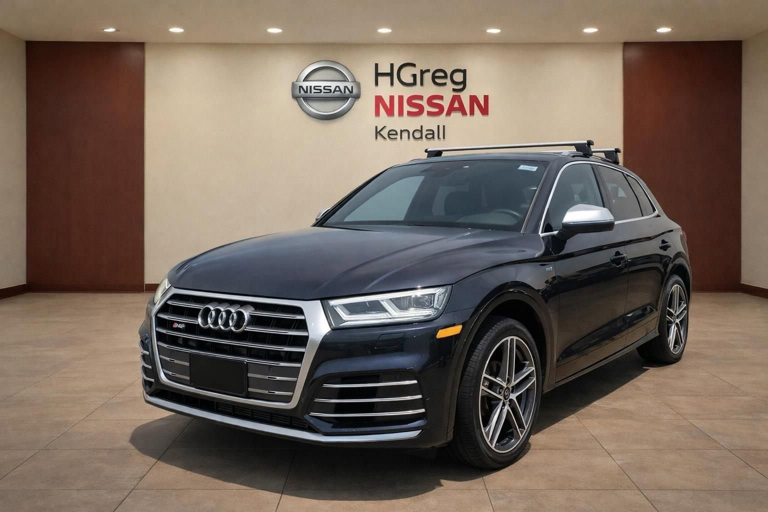 Used 2018 Audi SQ5 Premium Plus w/ S Sport Package AWD/4WD image 3