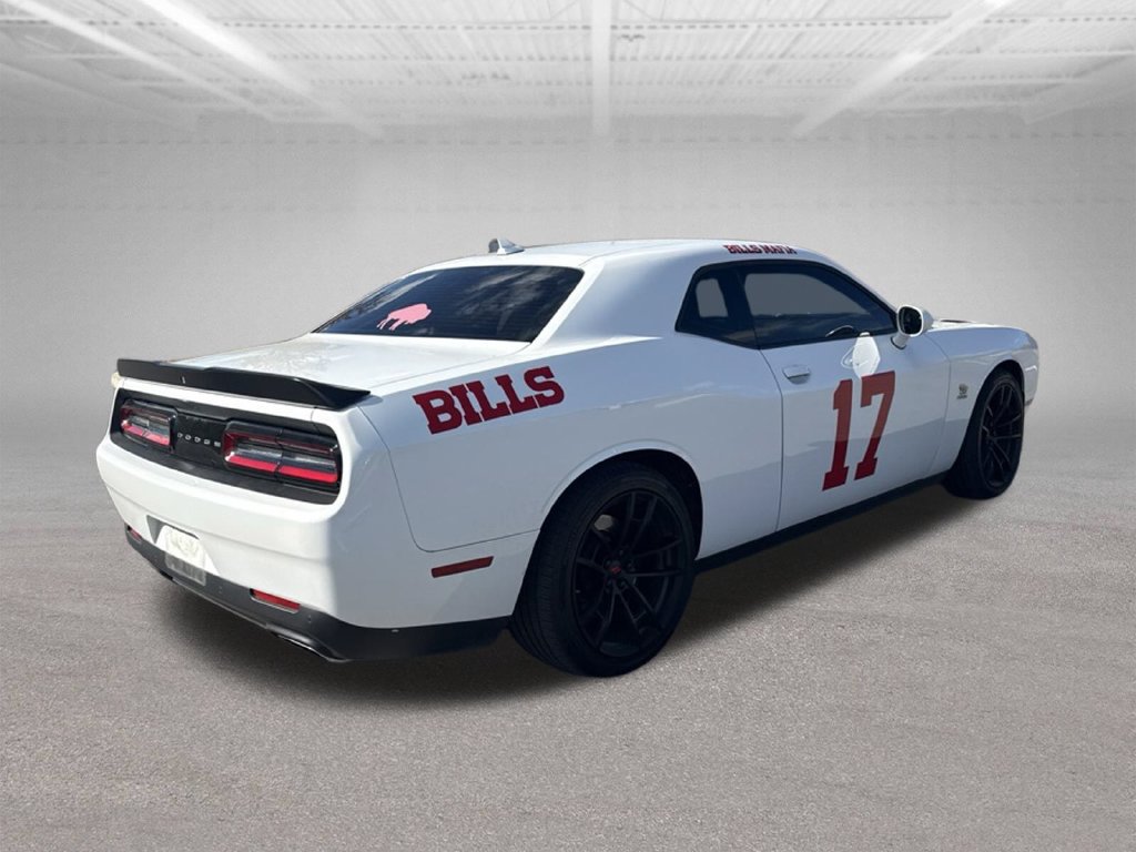 Used 2023 Dodge Challenger R/T Scat Pack RWD image 9