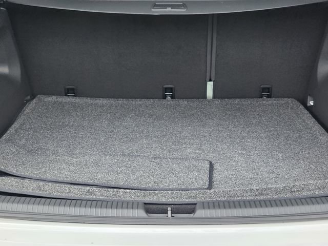 New 2026 Volkswagen Atlas Cross Sport SEL Premium R-Line image 30