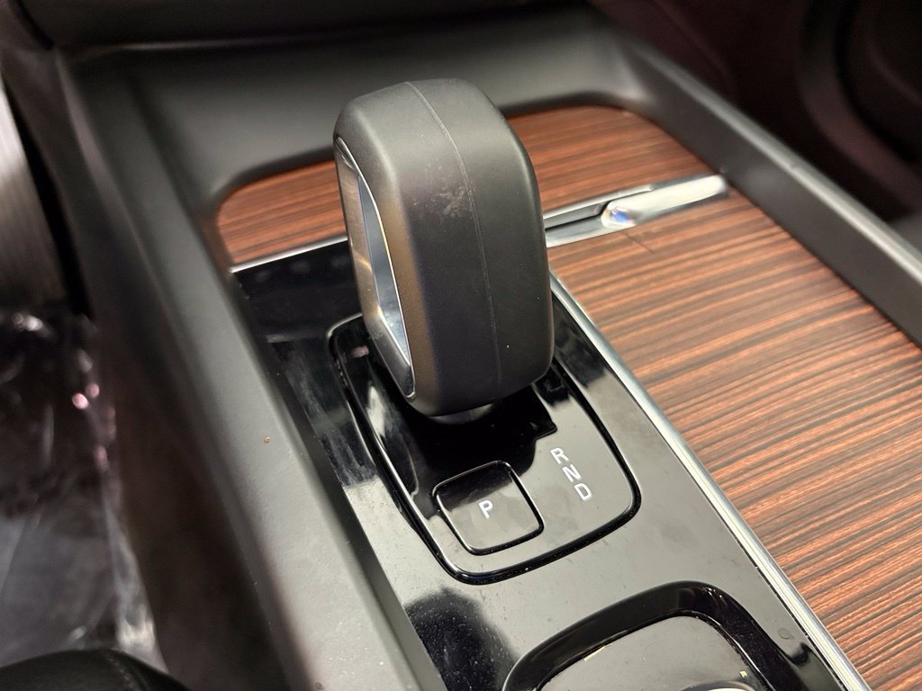 Used 2023 Volvo XC60 B5 Plus w/ Protection Package Premier FWD image 28