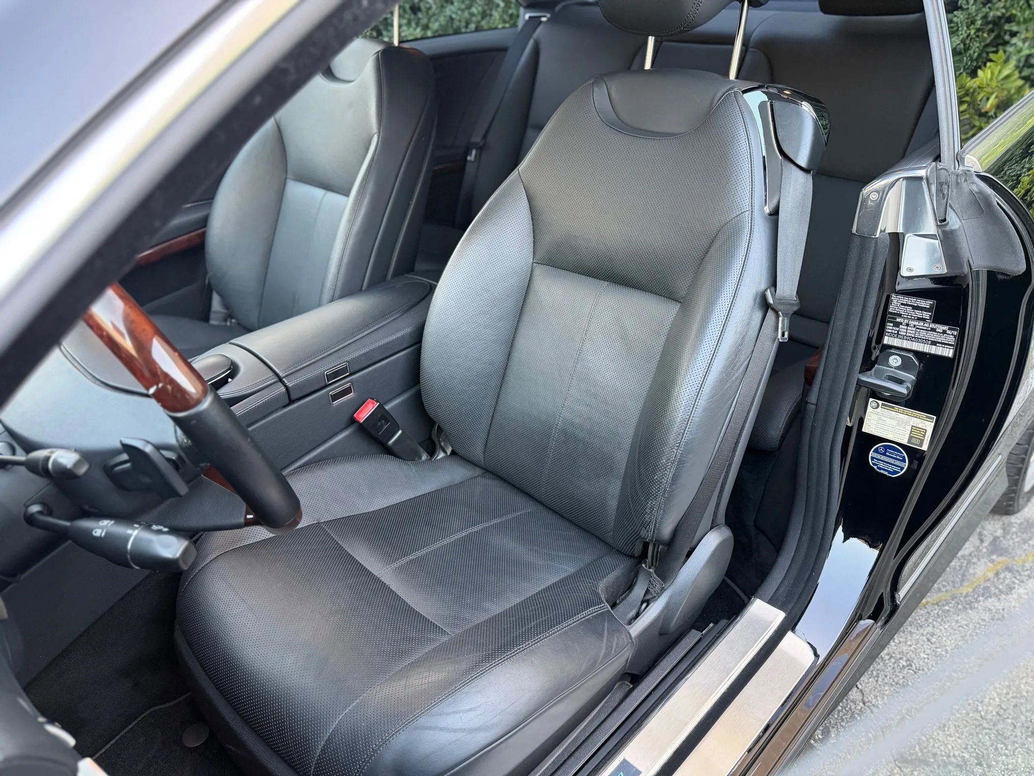 Used 2013 Mercedes-Benz CL 550 CL 550 4MATIC Coupe 2D w/ Sport Pkg Plus One image 10