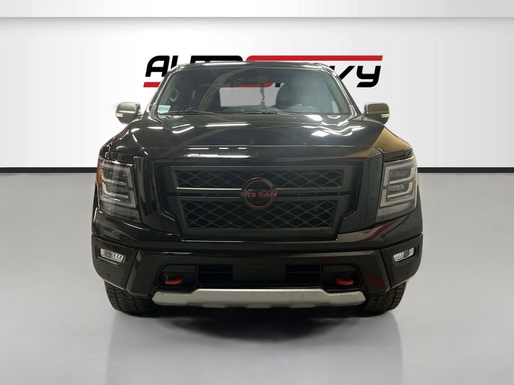 Used 2024 Nissan Titan PRO-4X w/ Pro-4x Convenience Package AWD/4WD image 2