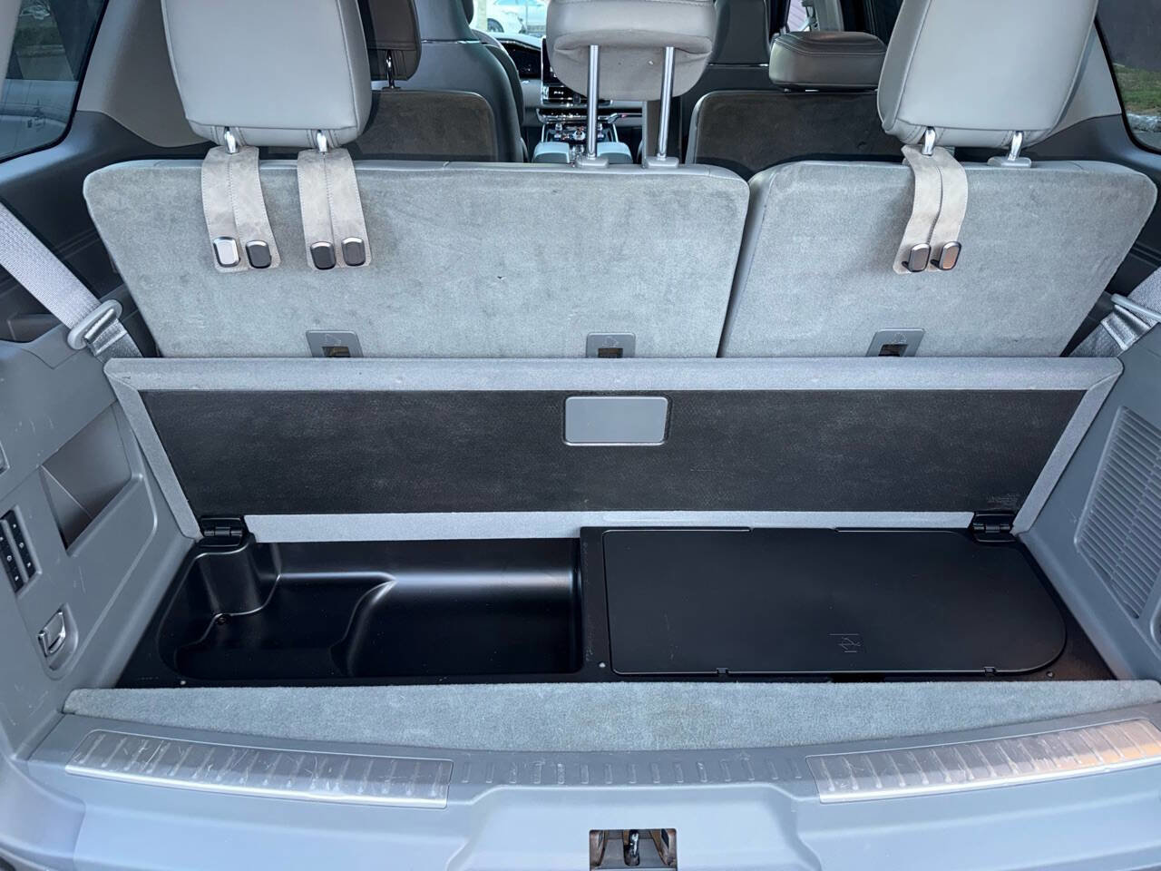 Used 2018 Lincoln Navigator Reserve AWD/4WD image 25