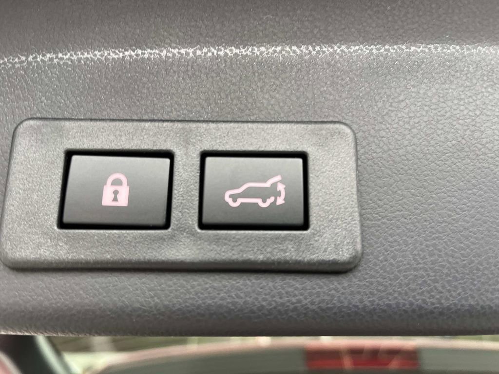 New 2026 Subaru Ascent Limited image 22