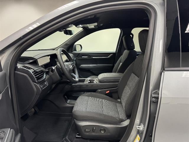 New 2026 GMC Acadia Elevation w/ LPO, Floor Liner Package AWD/4WD image 23