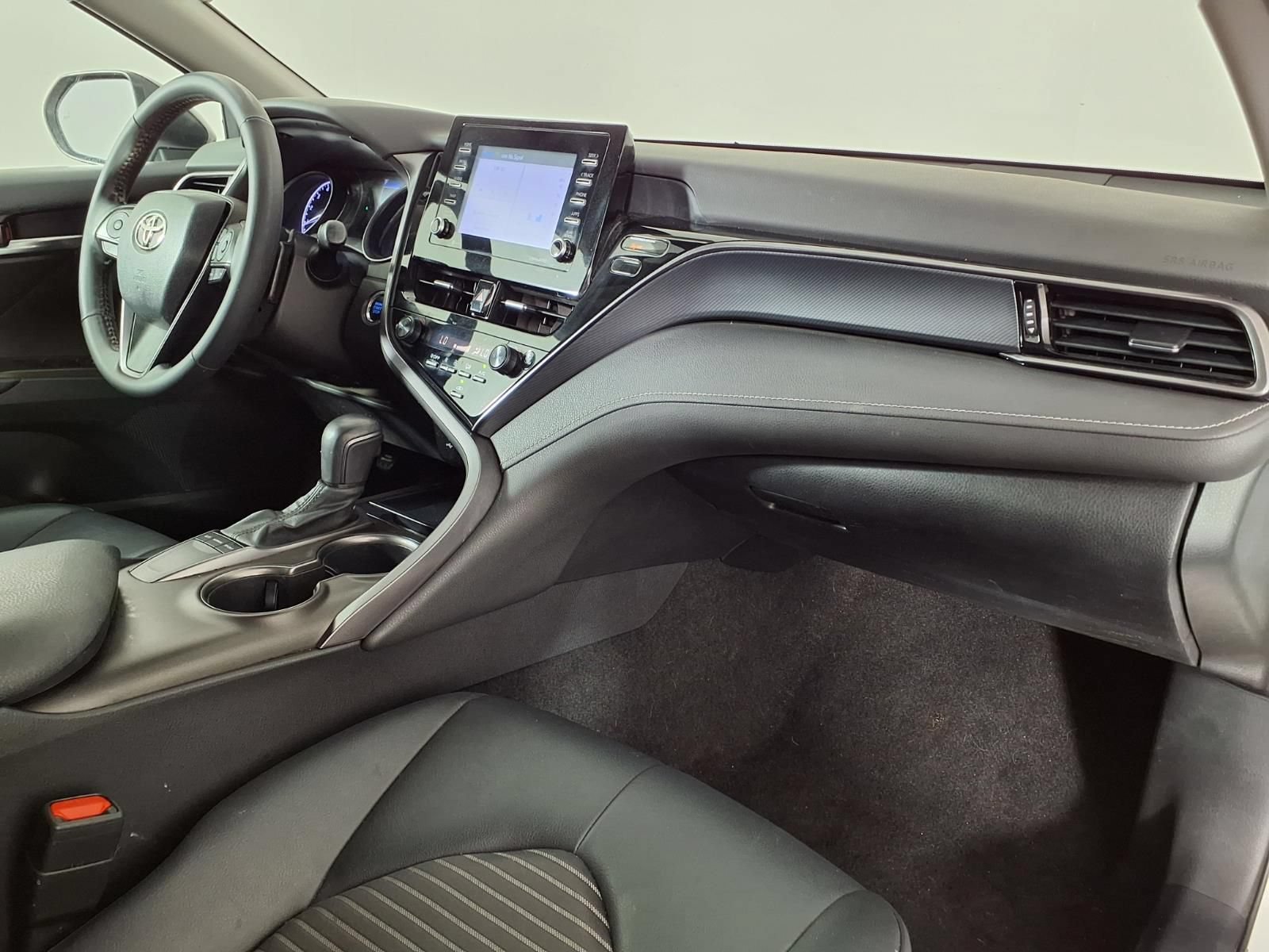Used 2023 Toyota Camry SE w/ Convenience Package FWD image 7