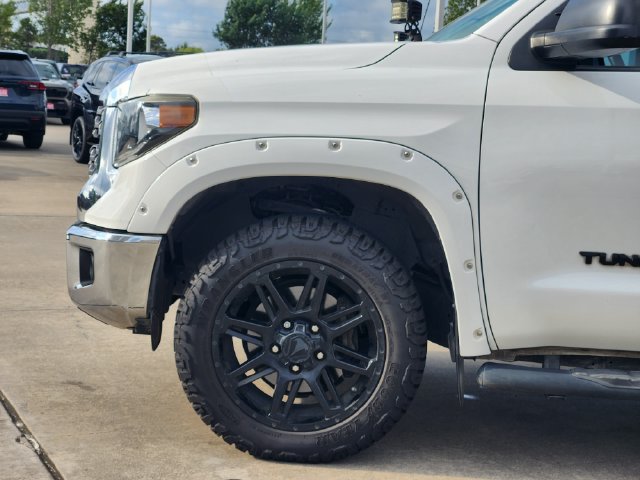 Used 2019 Toyota Tundra SR5 w/ SR5 Upgrade Package RWD image 8