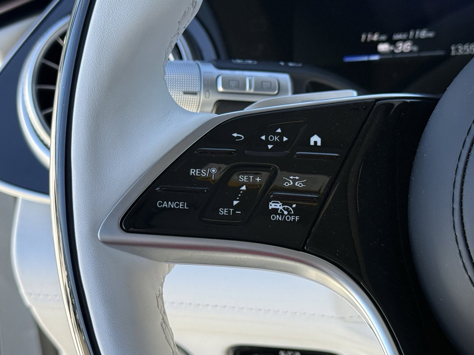 New 2025 Mercedes-Benz Maybach EQS 680 4MATIC image 20