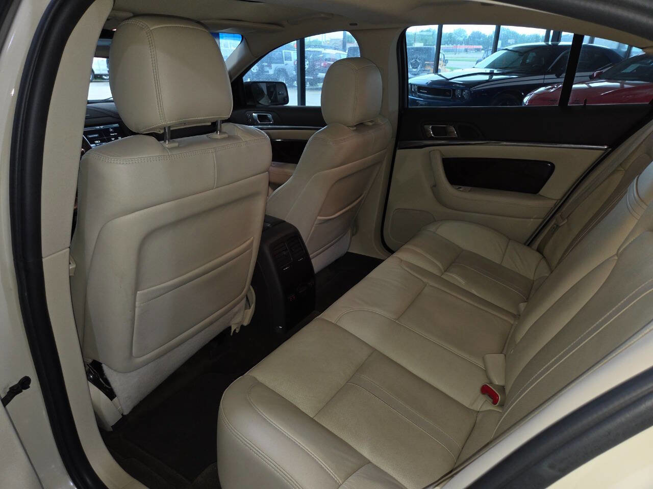 Used 2015 Lincoln MKS AWD w/ Equipment Group 101A image 21