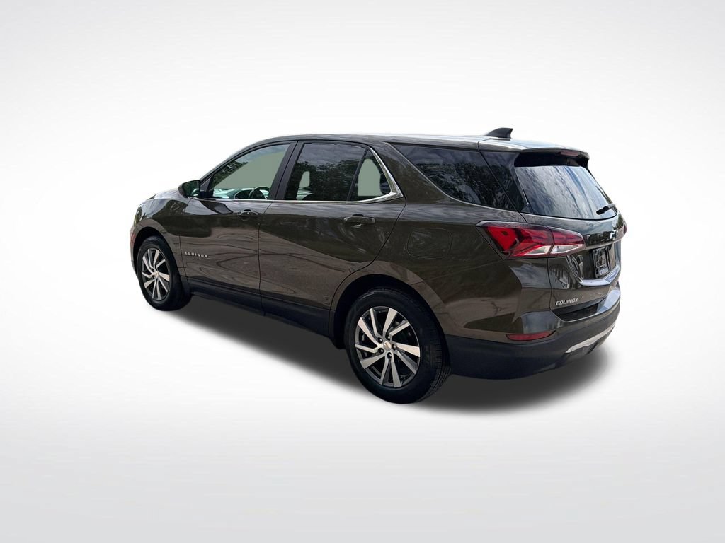 Used 2023 Chevrolet Equinox LT FWD image 3