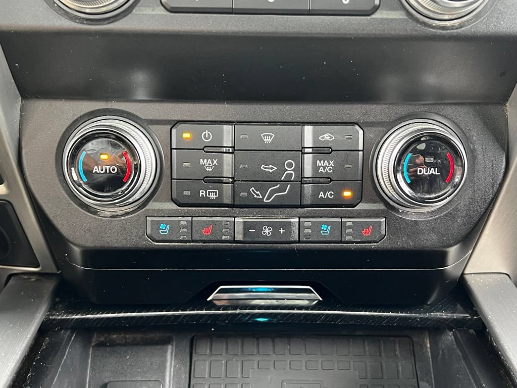 Used 2020 Ford F350 Platinum AWD/4WD image 47