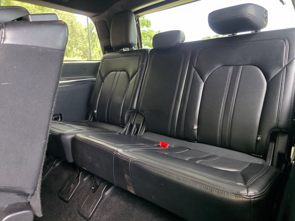 Used 2019 Ford Expedition Limited RWD image 31