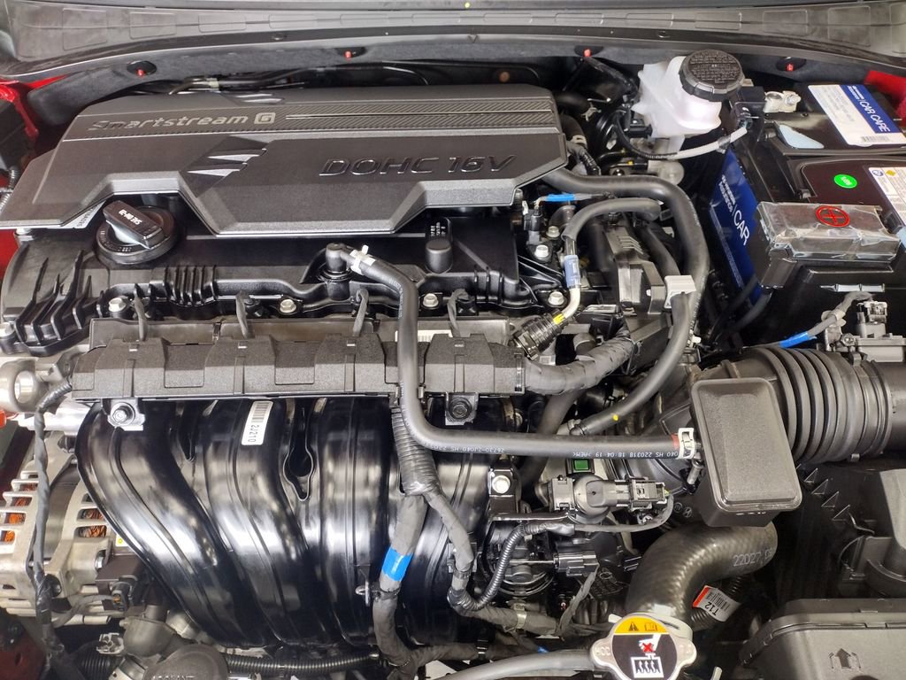 Certified 2023 Hyundai Elantra SEL w/ Preferred Accessory Package FWD image 9