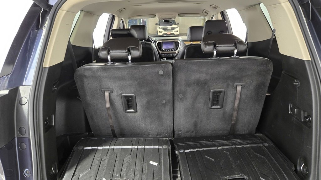 Used 2018 GMC Acadia Denali w/ LPO, Cargo Package image 27