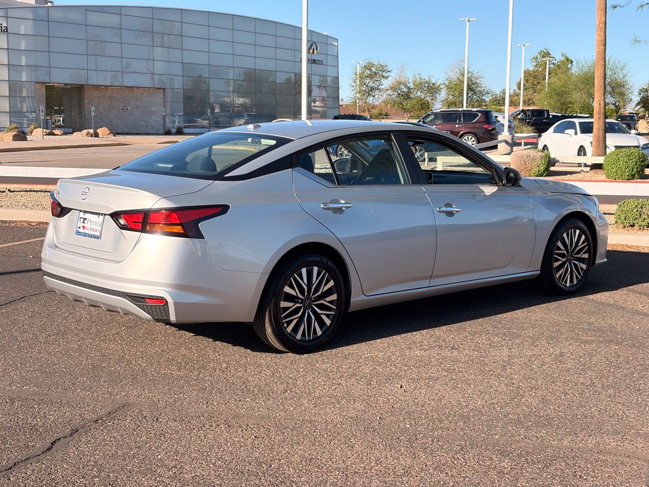 Certified 2025 Nissan Altima 2.5 SV FWD image 7