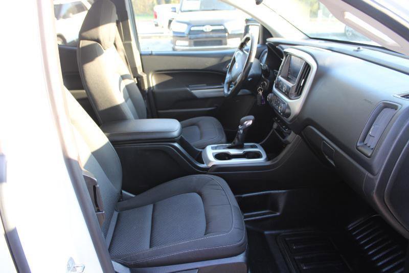 Used 2022 Chevrolet Colorado LT w/ Fleet Safety Package RWD image 5