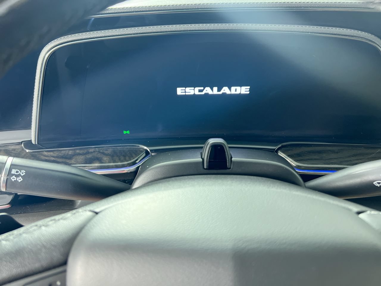 Used 2024 Cadillac Escalade Premium Luxury RWD image 20
